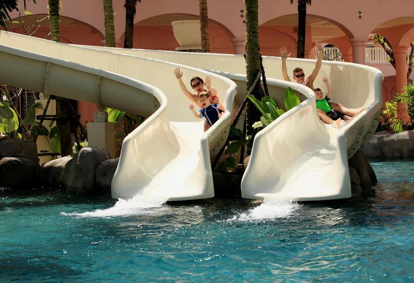 هتل Centara Grand Beach Resort Phuket   Sha Plus
