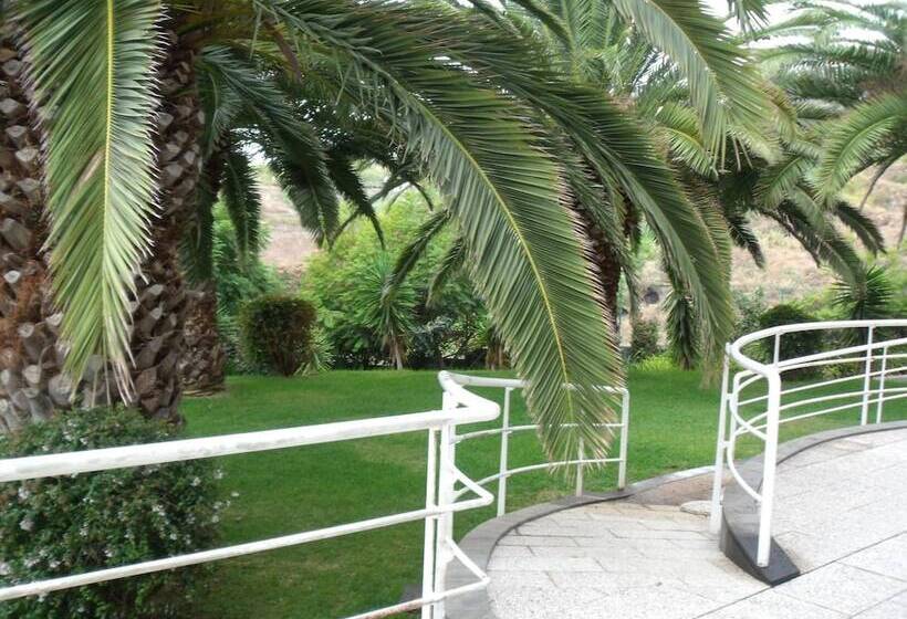 בית מלון כפרי Escola