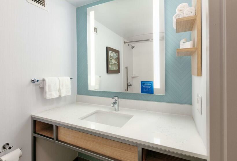 هتل Hilton Garden Inn Irvine East/lake Forest