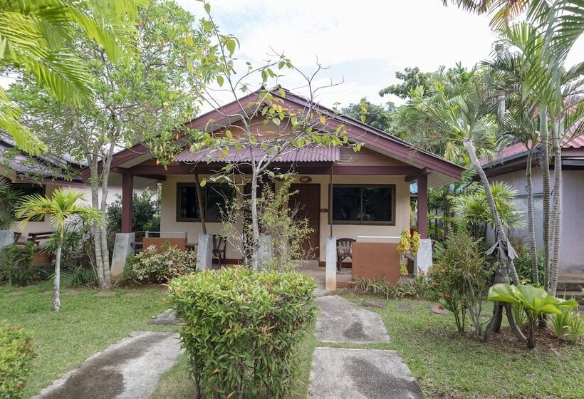 هتل Noppharat Resort