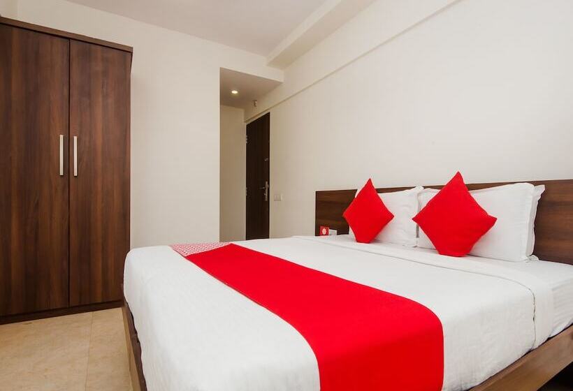 فندق OYO Flagship 22685 Imperial