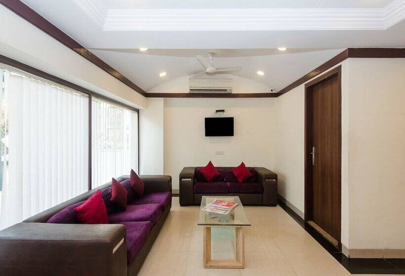 فندق OYO Flagship 22685 Imperial