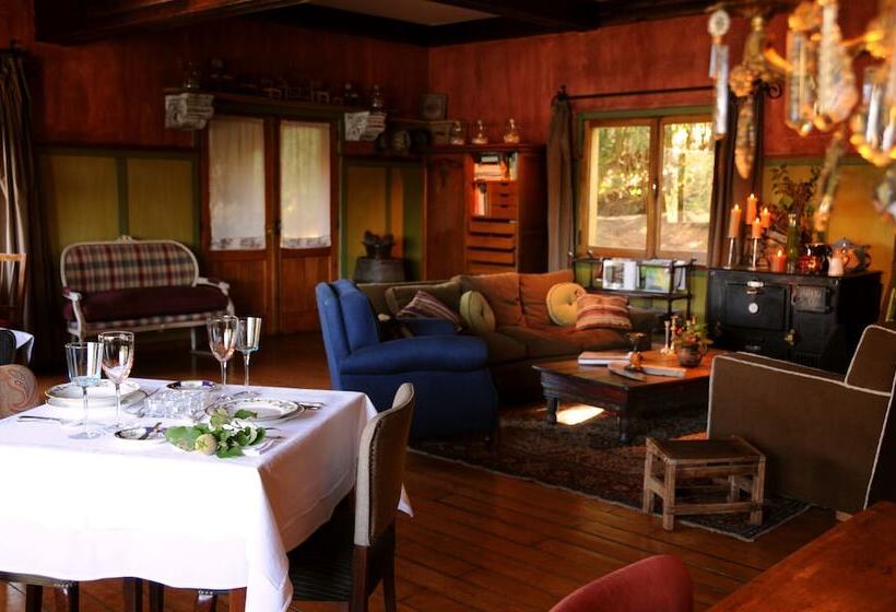 پانسیون Los Juncos Patagonian Lake House