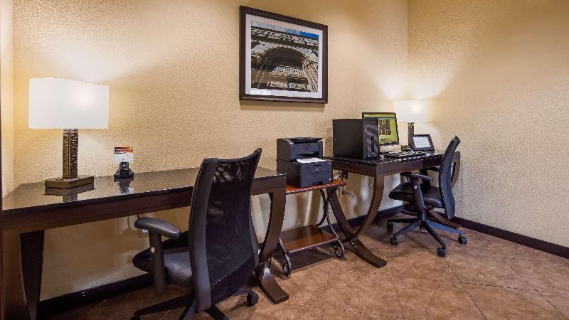 Best Western Windsor Pointe Hotel & Suites Frost Bank Center