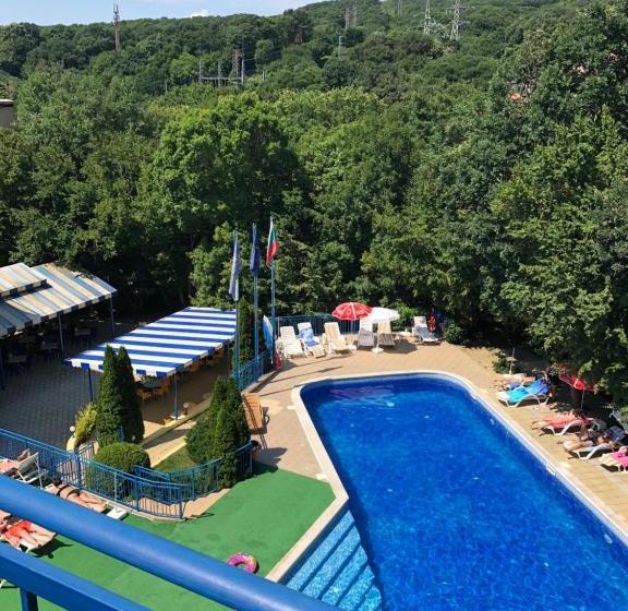 فندق Blue Sky   Parking & All Inclusive