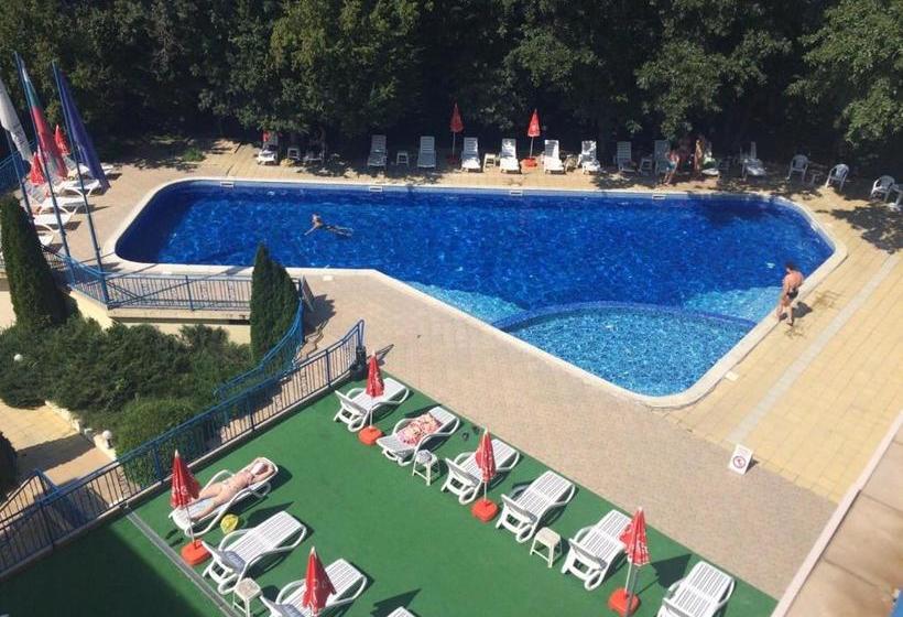 فندق Blue Sky   Parking & All Inclusive