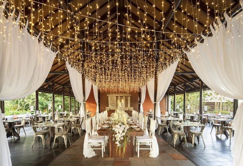 هتل Como Uma Ubud