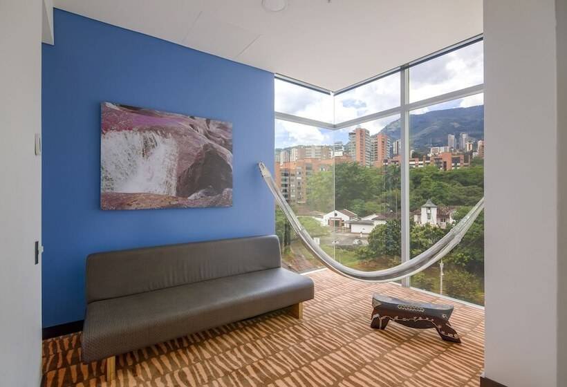 Diez Hotel Categoría Colombia