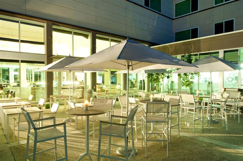 בית מלון כפרי Element Dallas Fort Worth Airport North