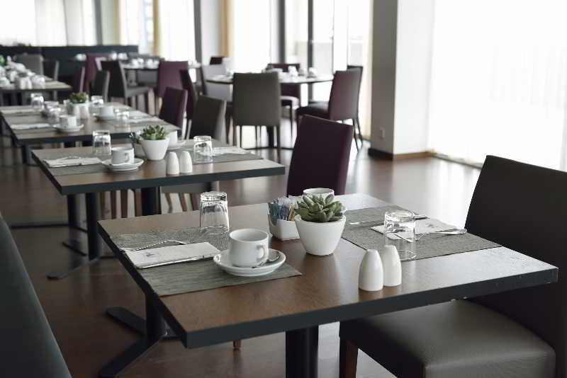 هتل Eurostars Mar De Vigo