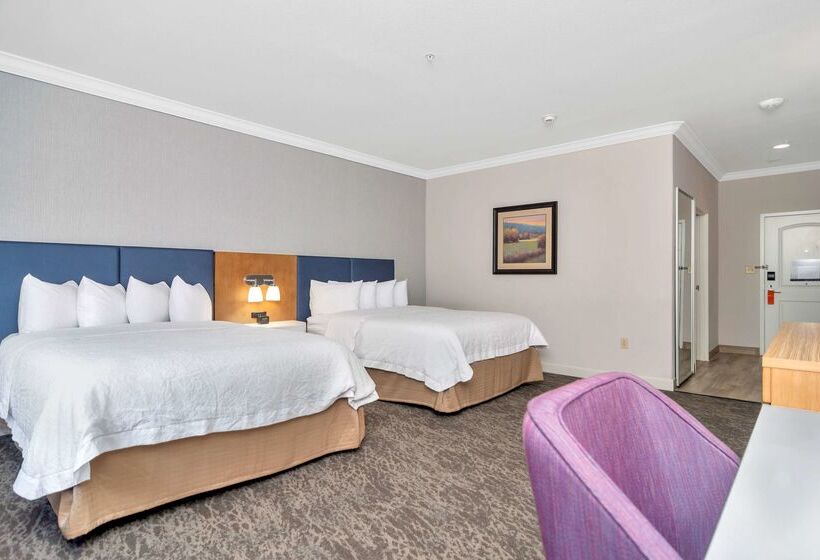 هتل Hampton Inn & Suites Fort Worth Fossil Creek