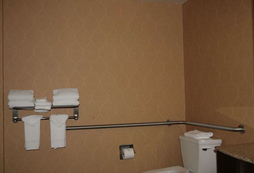 هتل Hampton Inn & Suites Austin Cedar Parklakeline