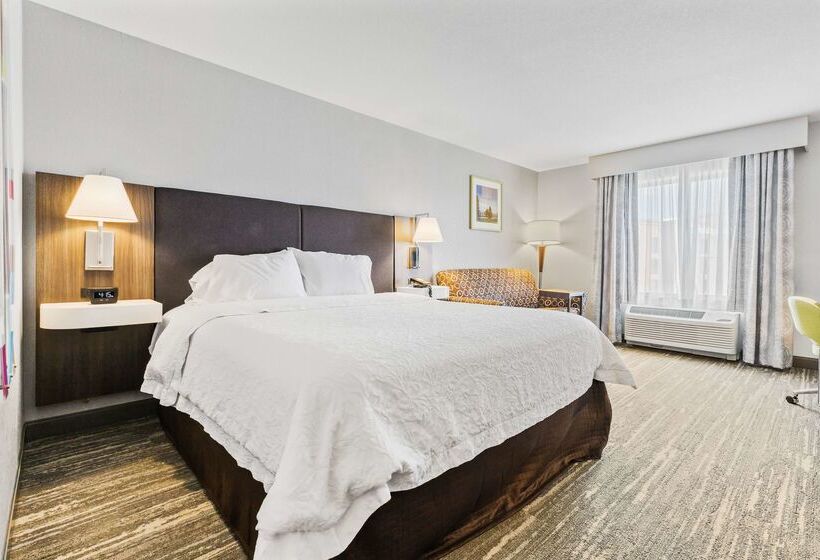 هتل Hampton Inn & Suites Colorado Springs/air Force Academy
