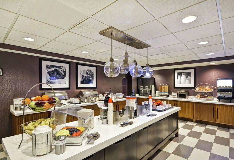 هتل Hampton Inn & Suites Columbuseaston Area