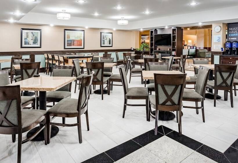 Holiday Inn Express Hotel & Suites Canton, An Ihg