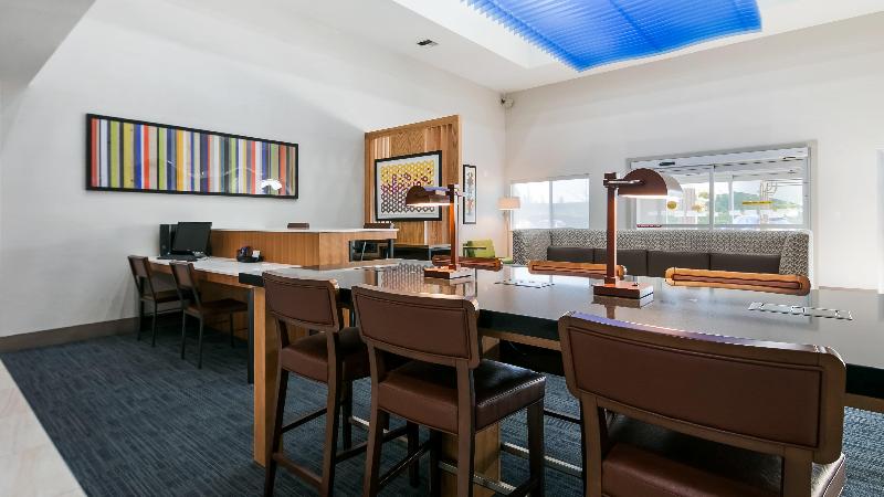 Holiday Inn Express Hotel & Suites Everett, An Ihg