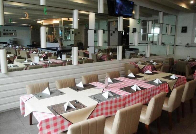 هتل Horison Ultima Makassar