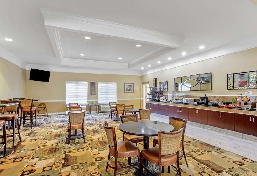 هتل La Quinta By Wyndham Mobile   Tillman S Corner