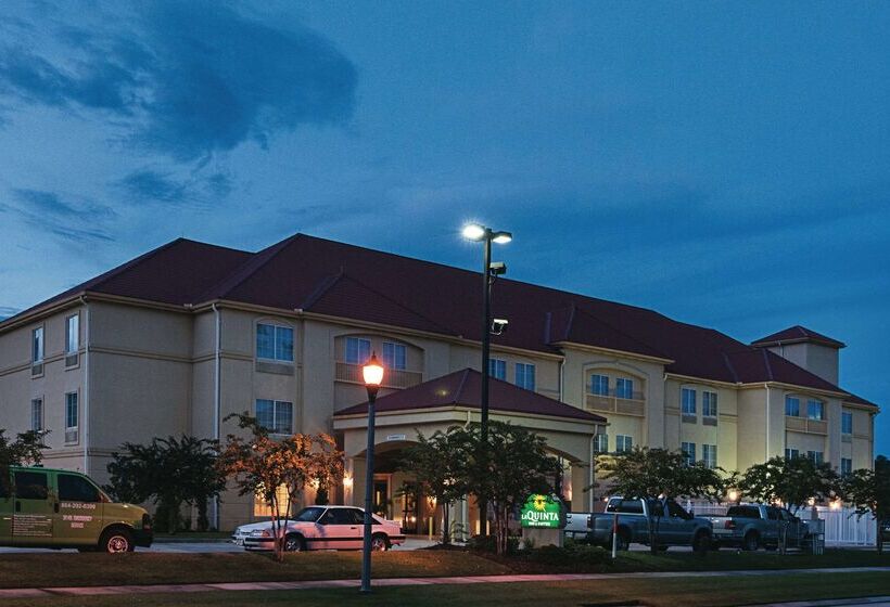 בית מלון כפרי La Quinta Inn & Suites By Wyndham Slidell   North Shore Area