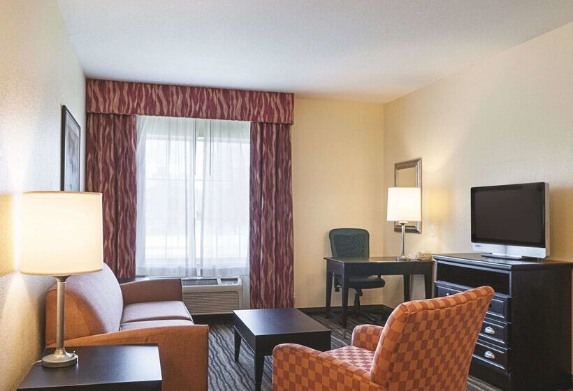 בית מלון כפרי La Quinta Inn & Suites By Wyndham Slidell   North Shore Area