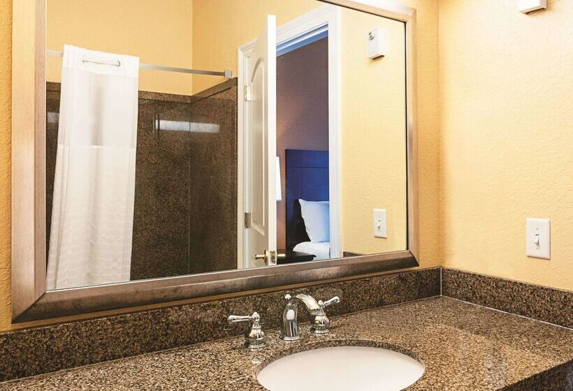 בית מלון כפרי La Quinta Inn & Suites By Wyndham Slidell   North Shore Area