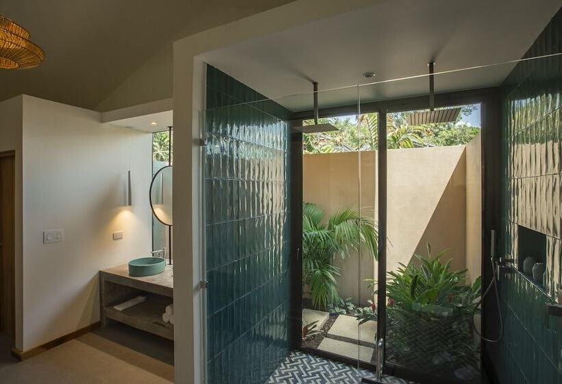 فندق Nayara Gardens