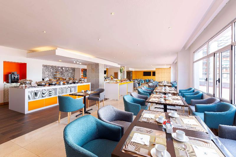 Отель NH Queretaro