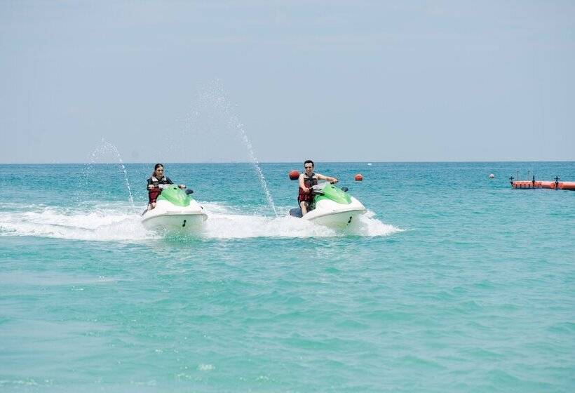 فندق Nirwana Beach Club