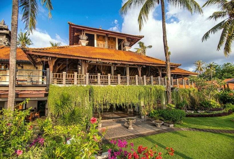 호텔 Nugraha Lovina Seaview Resort & Spa