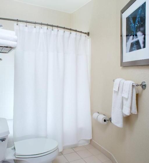 هتل Springhill Suites By Marriott Annapolis