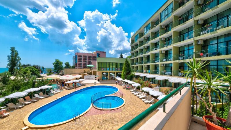 Palm Beach Hotel   All Inclusive With Free Beach Package & Private Beach