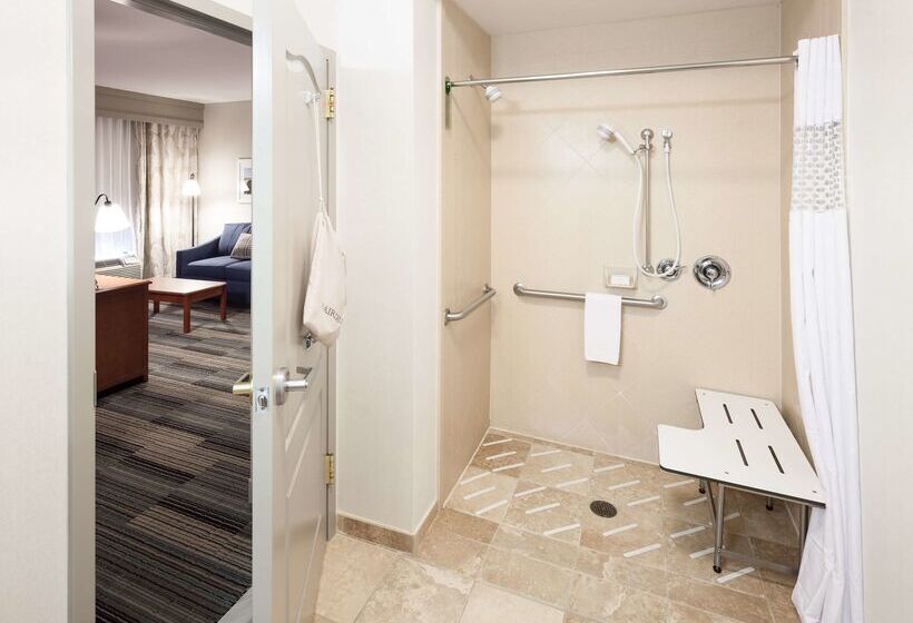 Hampton Inn & Suites Cedar Rapids  North