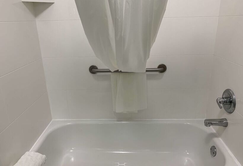 Best Western Plus Olive Branch Hotel & Suites