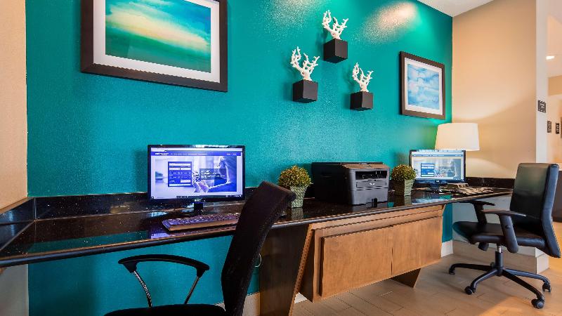 Отель Best Western Wesley Chapel