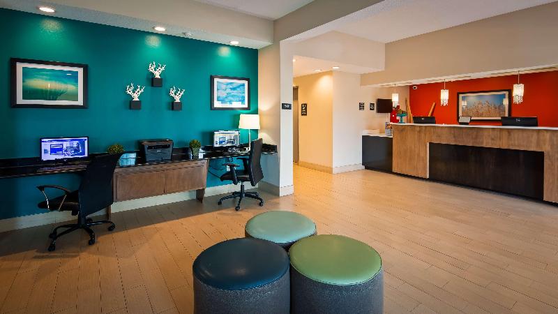 Отель Best Western Wesley Chapel