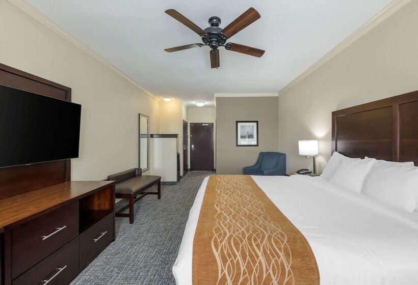 هتل Comfort Inn & Suites Fort Worth  Fossil Creek