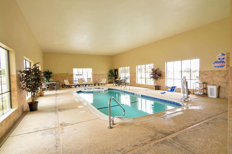 هتل Comfort Inn & Suites Fort Worth  Fossil Creek