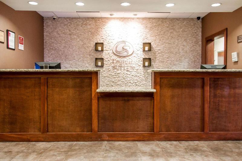 هتل Comfort Suites Grand Rapids North