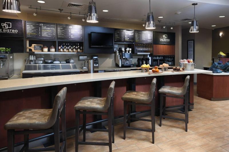 هتل Courtyard By Marriott San Antonio Riverwalk