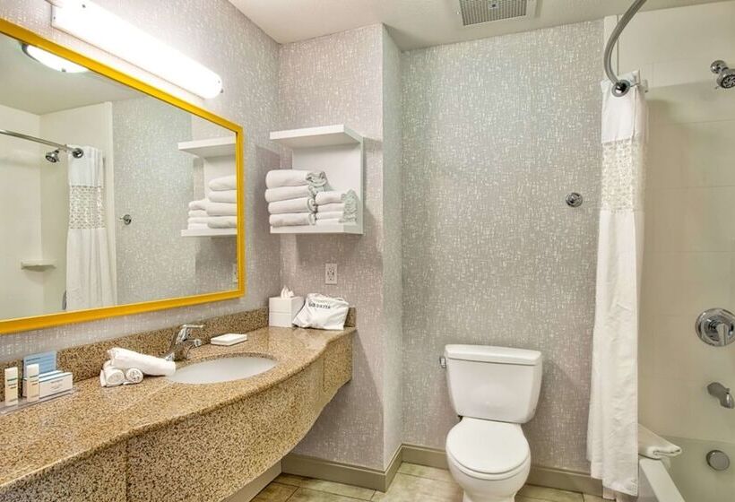 בית מלון כפרי Hampton Inn And Suites Hemet