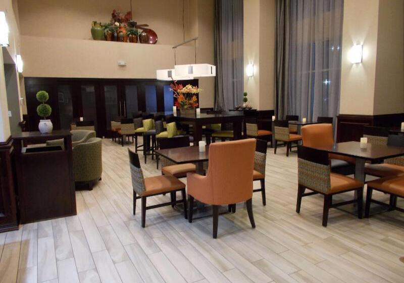 בית מלון כפרי Hampton Inn & Suites Lubbock Southwest