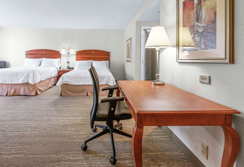 هتل Hampton Inn & Suites North Conway