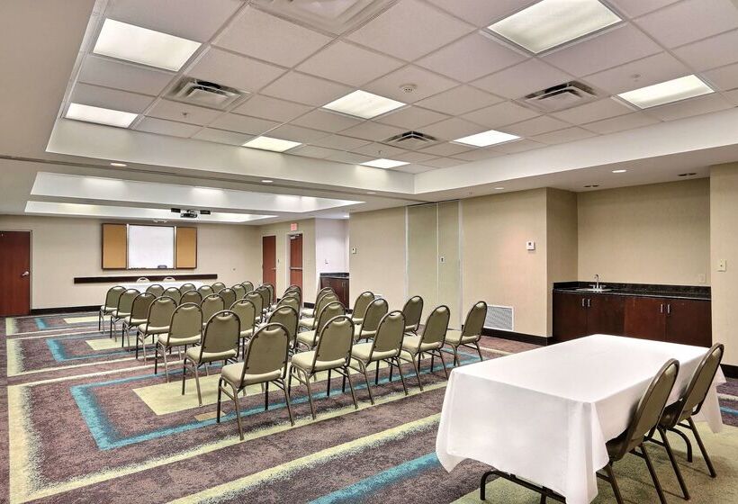 هتل Hampton Inn & Suites Savannah   I 95 South   Gateway