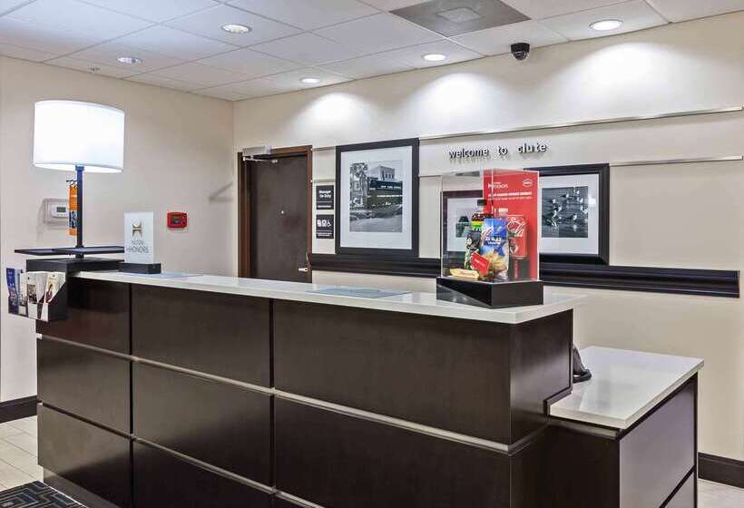 호텔 Hampton Inn & Suites Lake Jacksonclute