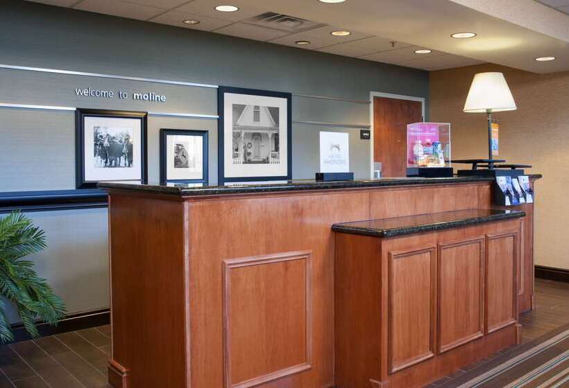 هتل Hampton Inn & Suites Molinequad City Int L Aprt