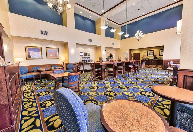 호텔 Hampton Inn & Suites Ridgecrest