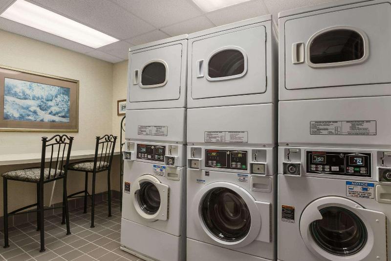 호텔 Hampton Inn & Suites Ridgecrest