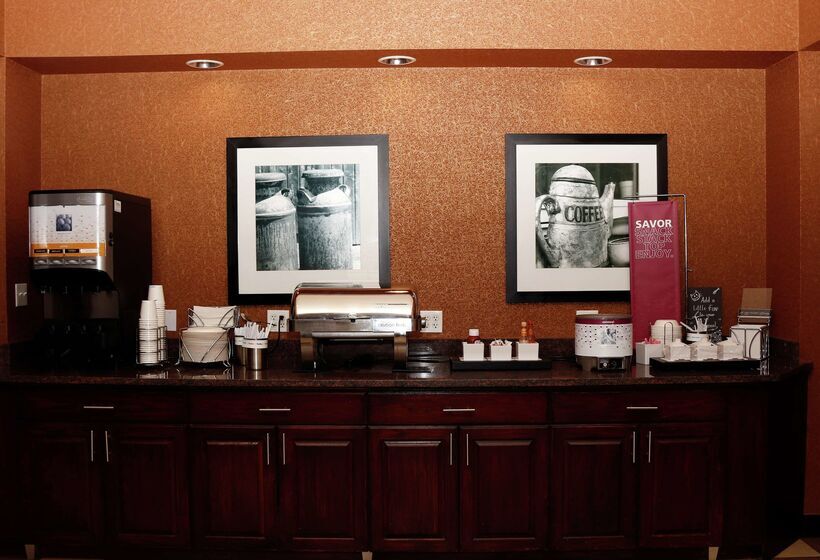 בית מלון כפרי Hampton Inn & Suites Stephenville