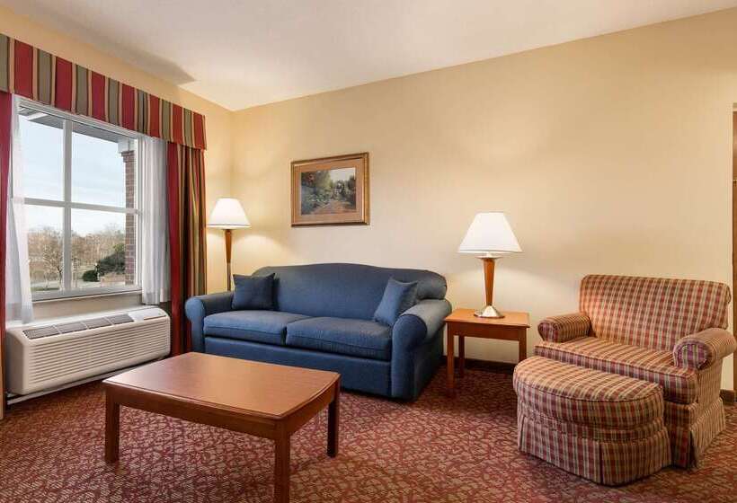 هتل Hampton Inn & Suites Williamsburg Historic District