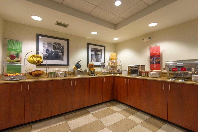 فندق Hampton Inn White River Junction